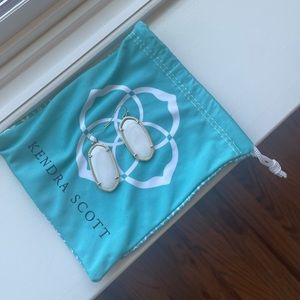 Kendra Scott Elle Earrings - white